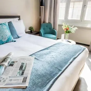 Apartment Joivy Spadari, Milan
